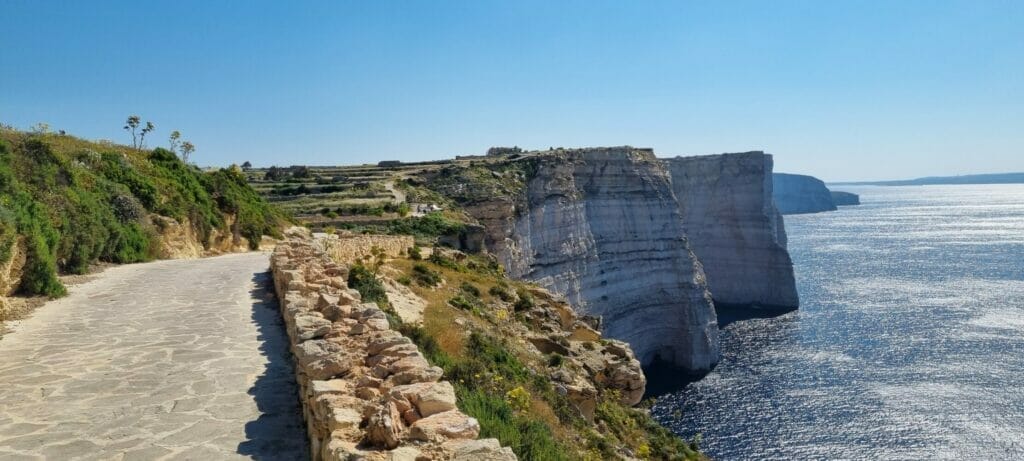 sanap cliffs gozo